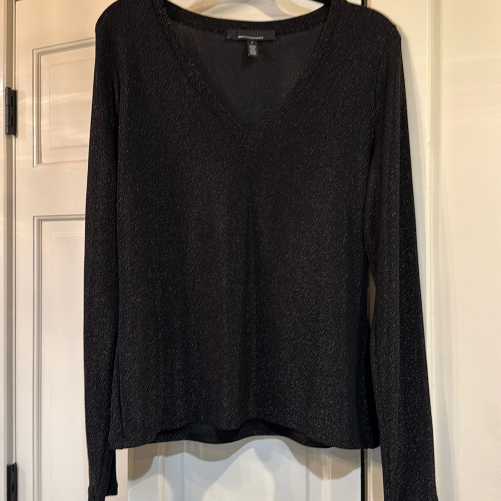 WHBM long sleeve black V-neck shirt size large